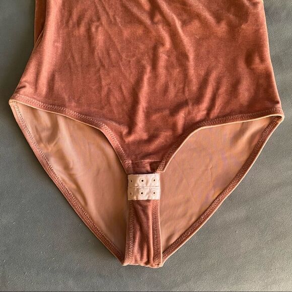 Madewell Bodysuit - Picture 10 of 13